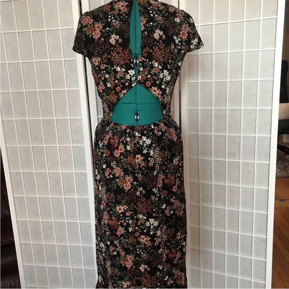 Abercrombie & Fitch Black Floral Midi Dress - Picture 2 of 6